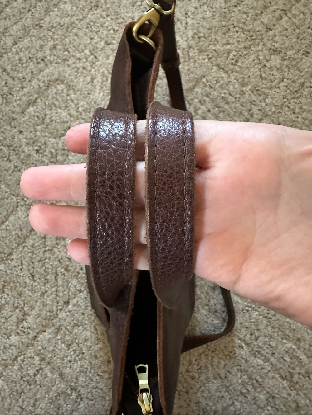 Portland Leather ‘Almost Perfect’ Medium Crossbody Tote - Picture 12 of 12
